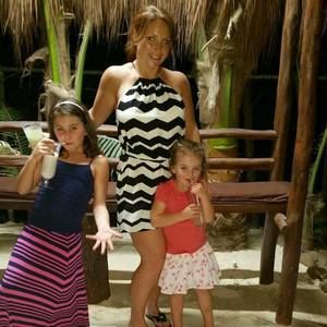 Meet your Posher, Brooke